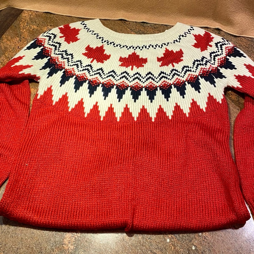 Mommy and child Canadiana matching sweaters